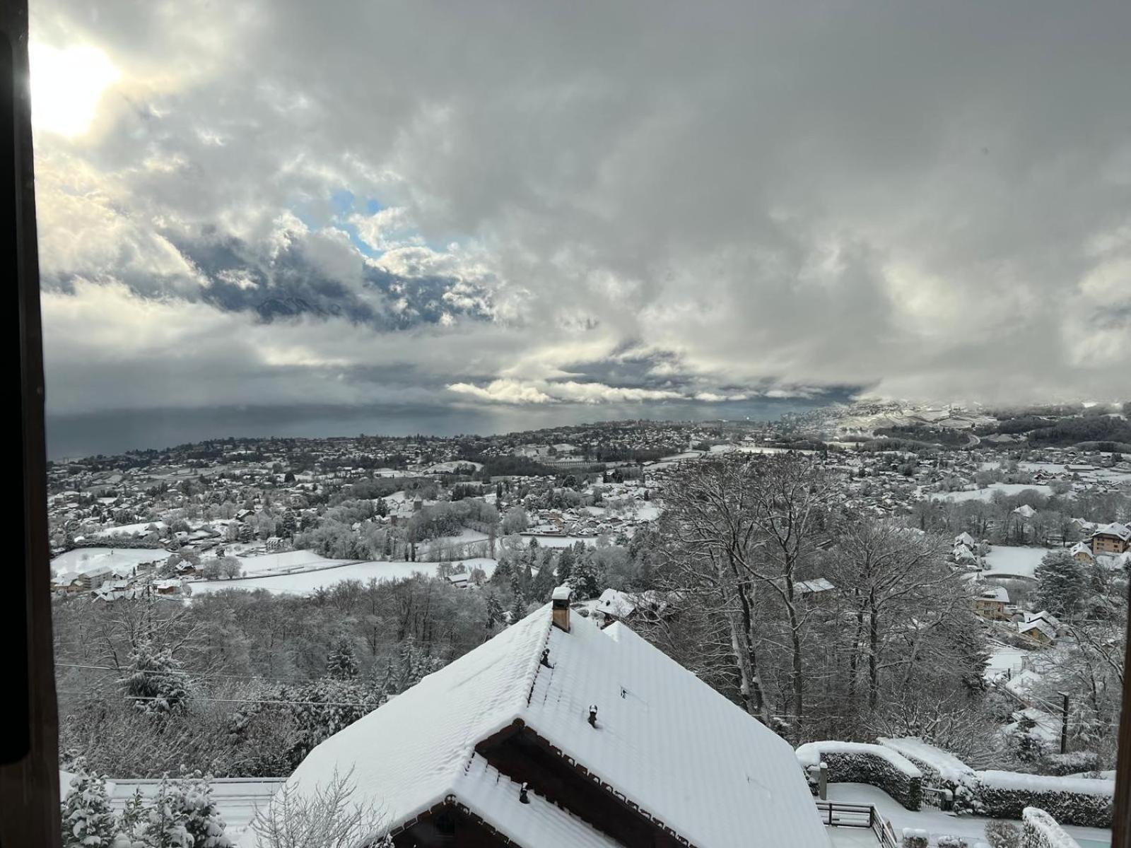 Swiss Chalet - Mountain And Lake View Blonay Esterno foto